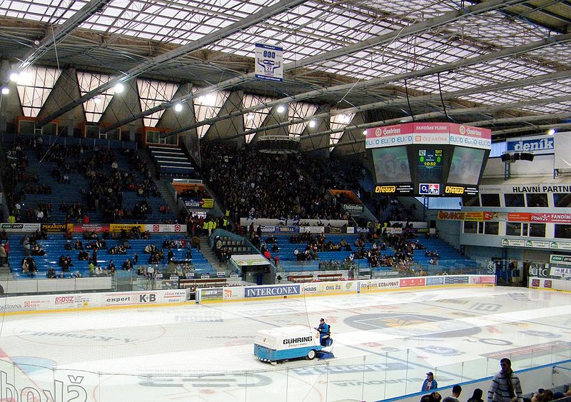 800px-CEZ_Arena_Plzen